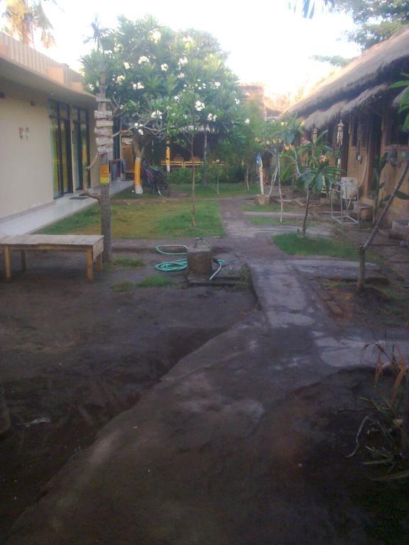 Baleku Homestay Trawangan Gili Trawangan Exterior foto